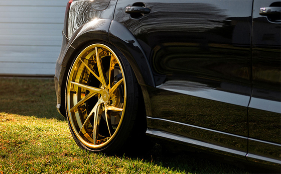 Os bordos poloneses altos 2 partes forjaram as rodas para bordas feitas sob encomenda do ouro da escova de Audi RS6 20inch